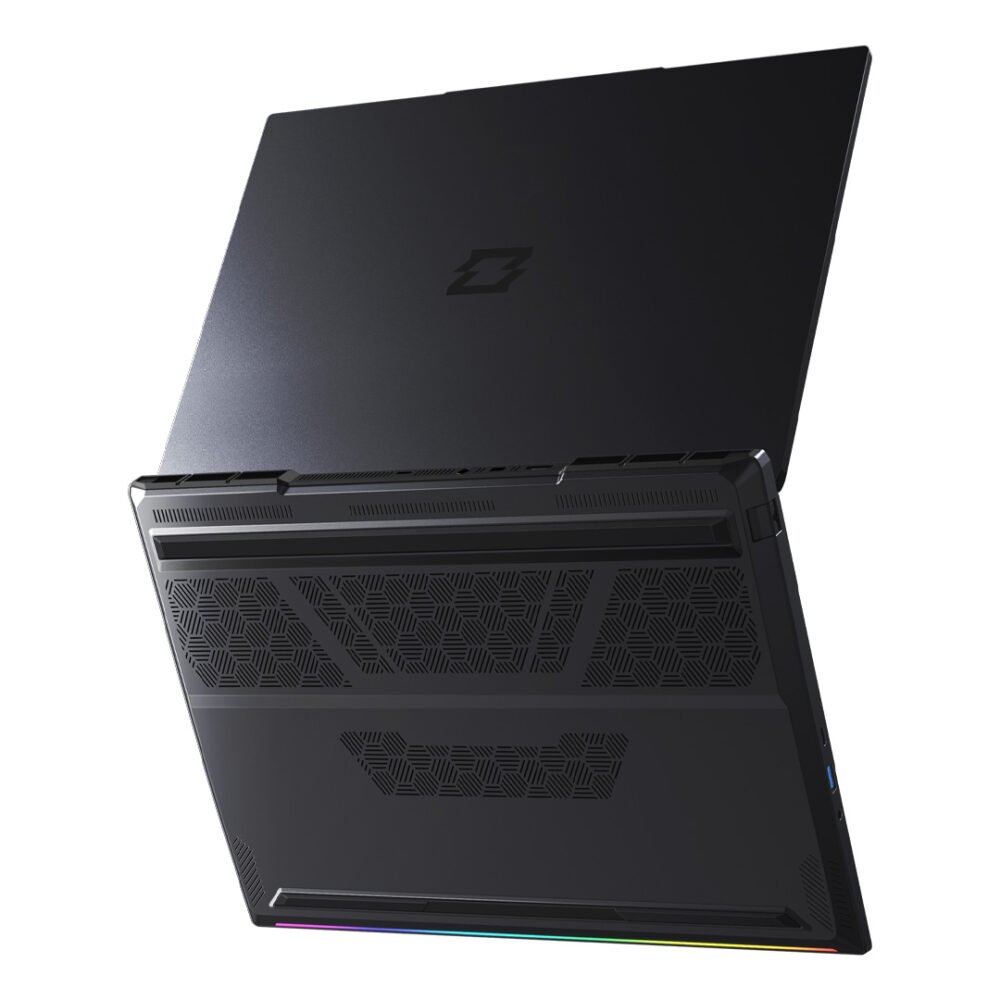 OVERCLOCK Cyberbook Ultra X7 - AMD Ryzen 9 9955HX3D, 16" QHD+ 300HZ sRGB 100%, RTX 5070 Ti 12gb GDDR7, 99WH Lithium Ion Battery, WIFI 6E, RGB Keyboard - Image 4